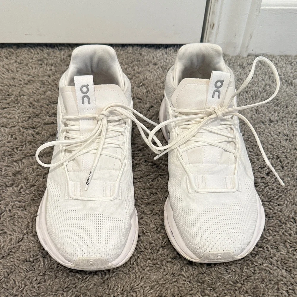 ON Women's Athletic Shoes - White - Picture 3 of 5